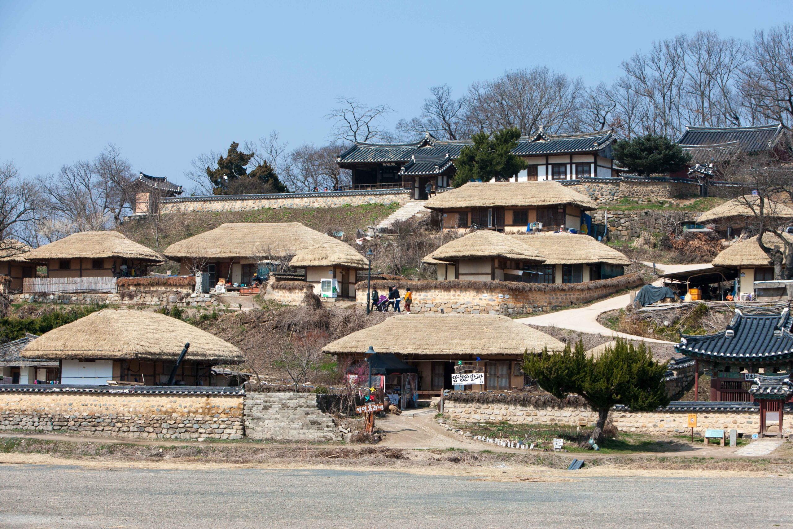 世界文化遺産　良洞民俗村　イメージ　画像提供：韓国観光公社